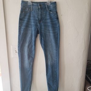 OLD NAVY•ROCKSTAR JEANS•Size00